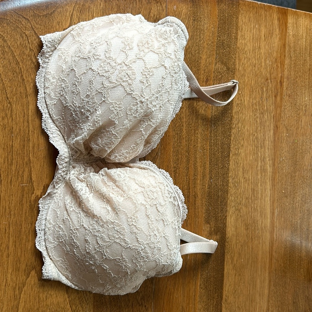 Victoria's Secret Lined Lace Demi Bra